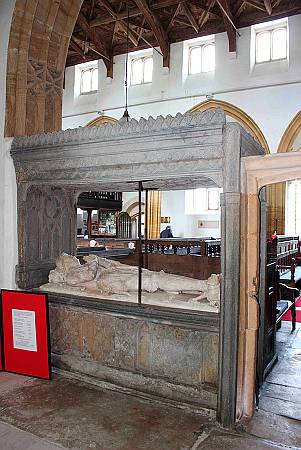Puddletown - Tomb Detail